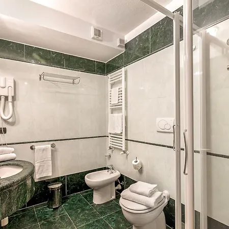 Lägenhetshotell Cianfuran 3*