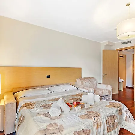 Cianfuran- Happy Aparthotel