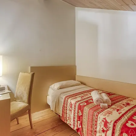 Aparthotel Cianfuran- Happy